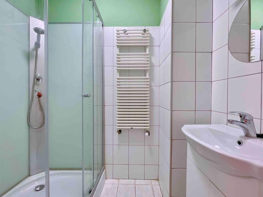5 Downtown Vintage With Balcony * בודפשט